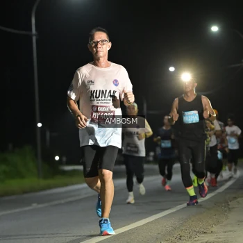 Runner Photo 1600389