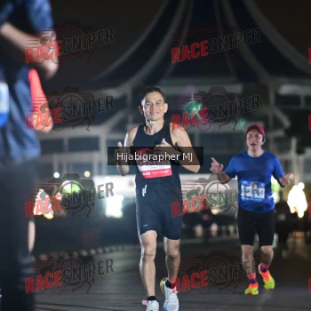 Runner Photo 160046