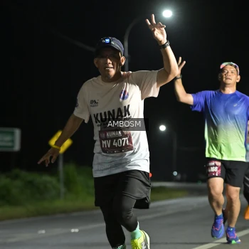 Runner Photo 1600509