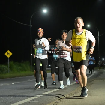 Runner Photo 1600572
