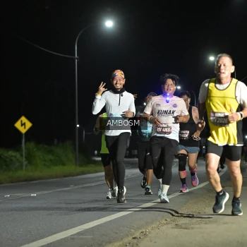 Runner Photo 1600575