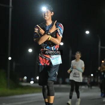 Runner Photo 1600590