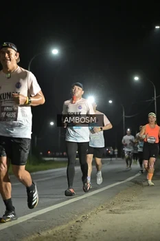Runner Photo 1600685