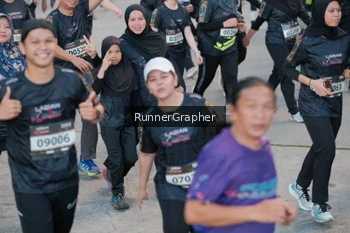 Runner Photo 1601035
