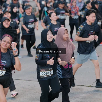 Runner Photo 1601137