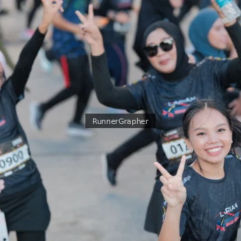 Runner Photo 1601175