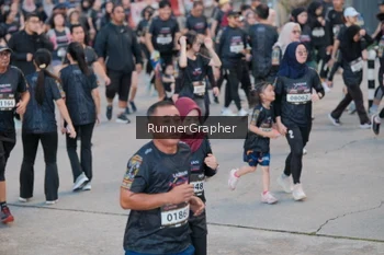 Runner Photo 1601208