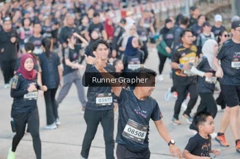 Runner Photo 1601211