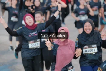 Runner Photo 1601302