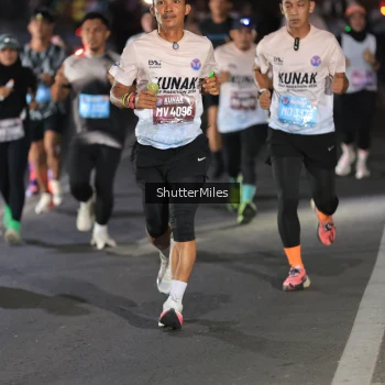 Runner Photo 1602785