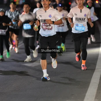 Runner Photo 1602789