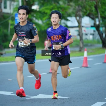 Runner Photo 1602895