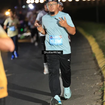 Runner Photo 1602905