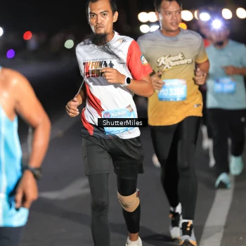 Runner Photo 1602906