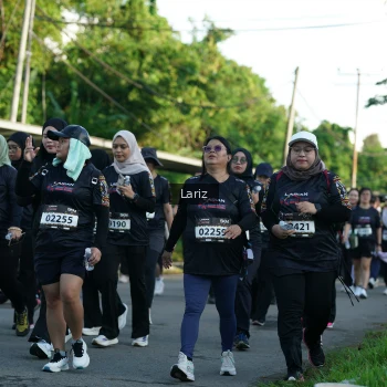 Runner Photo 1602913