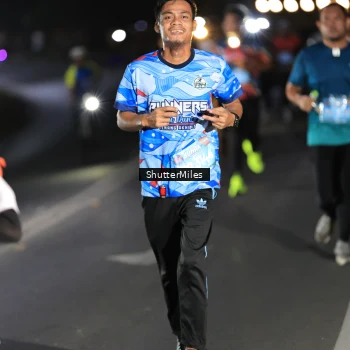 Runner Photo 1602945
