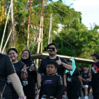 Runner Photo 1602946