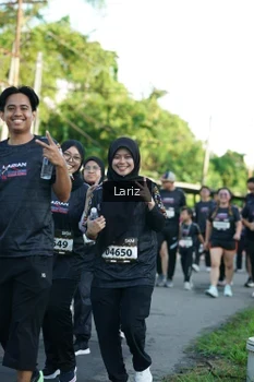 Runner Photo 1602984