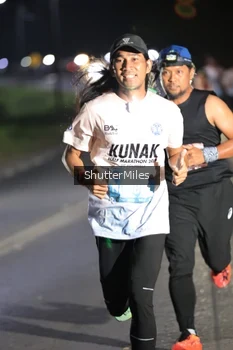 Runner Photo 1603011