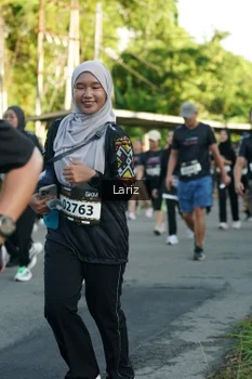 Runner Photo 1603106