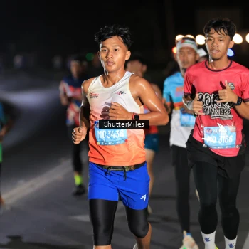 Runner Photo 1603136