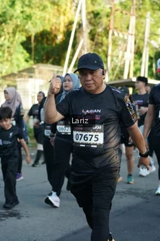 Runner Photo 1603259