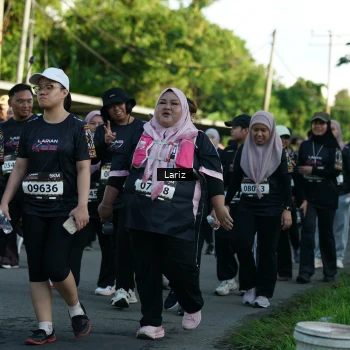 Runner Photo 1603271