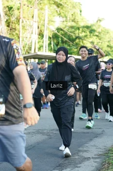 Runner Photo 1603293
