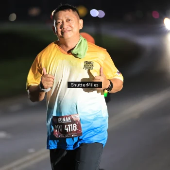 Runner Photo 1603317