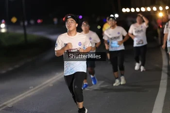 Runner Photo 1603334