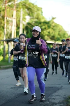 Runner Photo 1603396