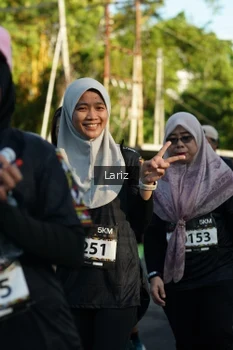 Runner Photo 1603430