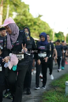 Runner Photo 1603446