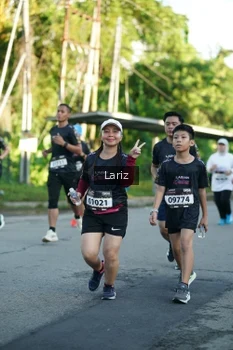 Runner Photo 1603476