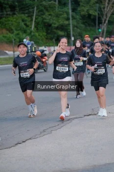Runner Photo 1603499