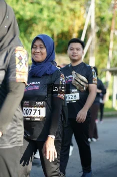 Runner Photo 1603502