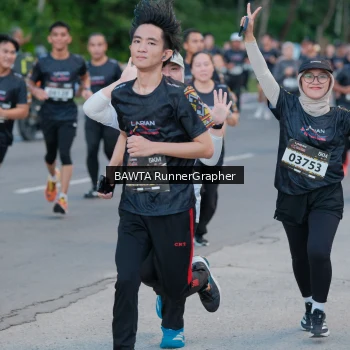 Runner Photo 1603628