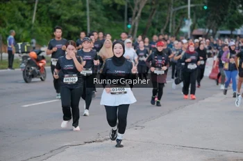 Runner Photo 1603656