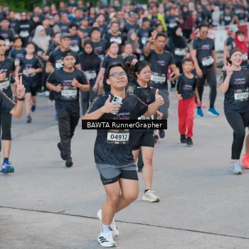 Runner Photo 1603842