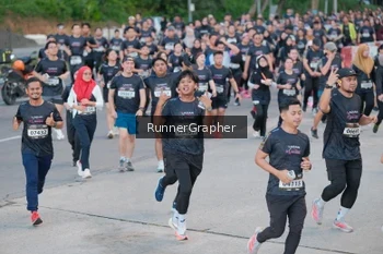 Runner Photo 1603881