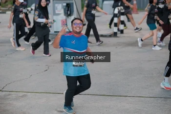 Runner Photo 1603995