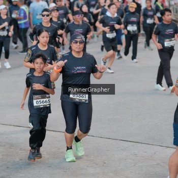 Runner Photo 1604063