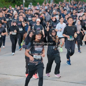 Runner Photo 1604189