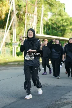 Runner Photo 1604503