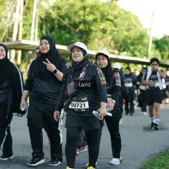 Runner Photo 1604543