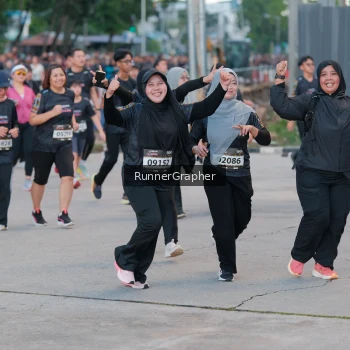 Runner Photo 1604762