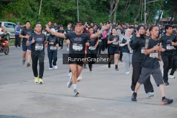 Runner Photo 1604815