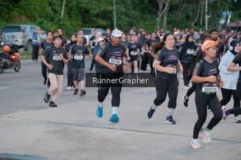 Runner Photo 1604848
