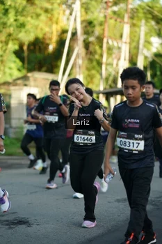 Runner Photo 1604963