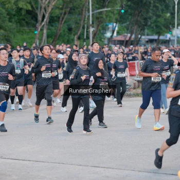 Runner Photo 1604989